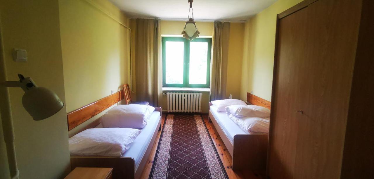 Palac Jelenie Pole Torzym Esterno foto